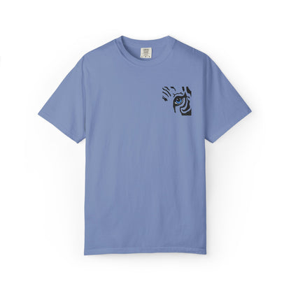 T-Shirt — Minimal Tiger Eye Chest Print