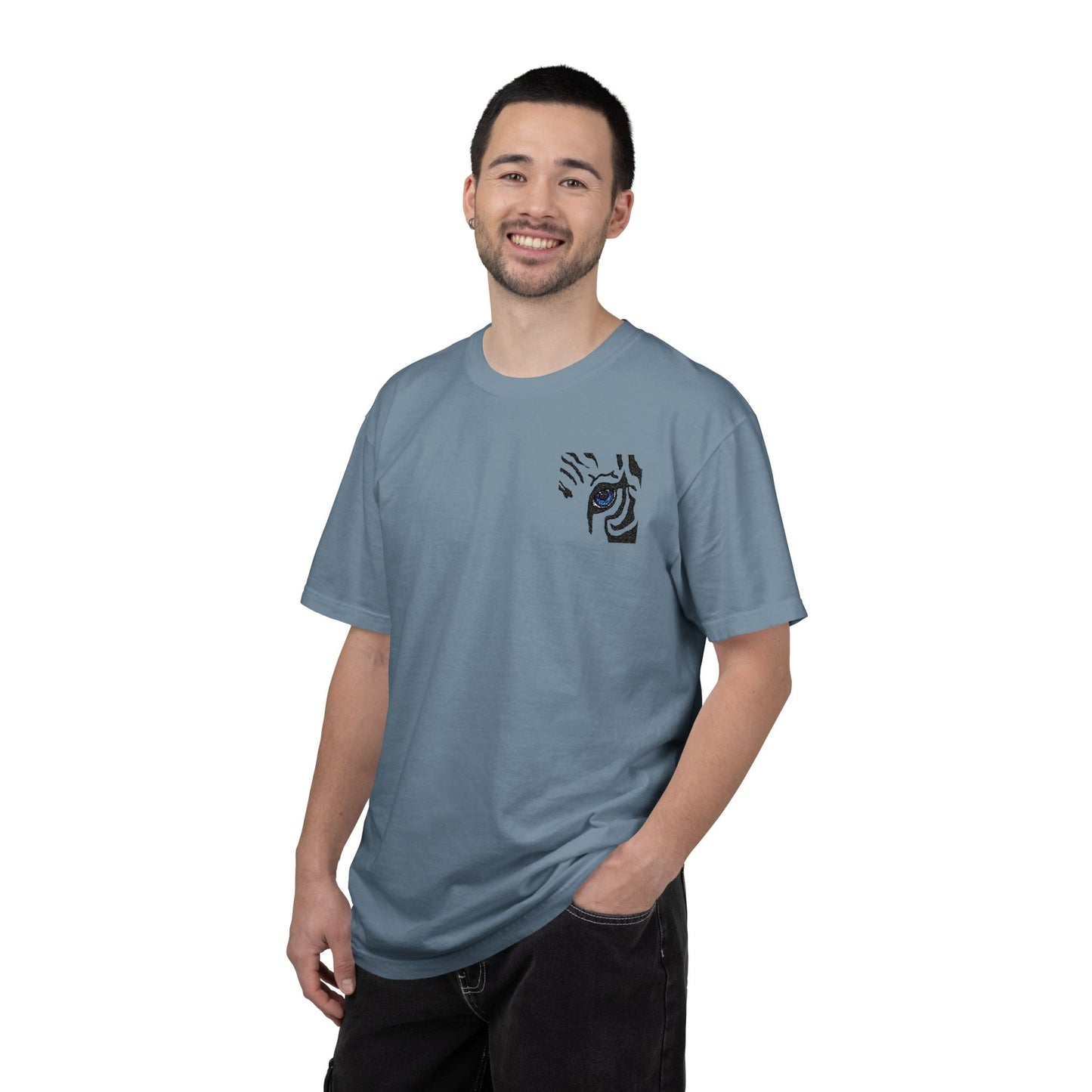 T-Shirt — Minimal Tiger Eye Chest Print