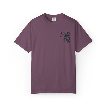 T-Shirt — Minimal Tiger Eye Chest Print
