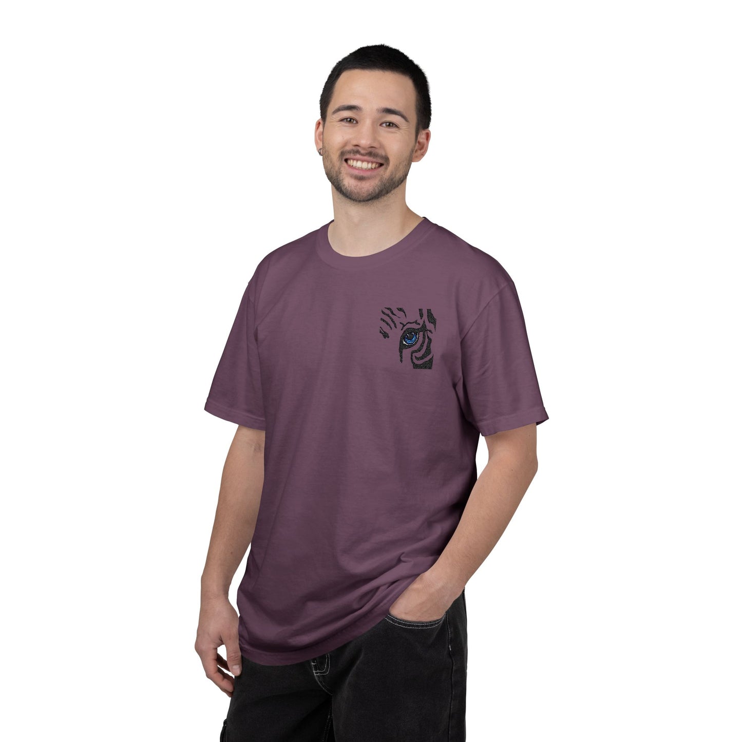 T-Shirt — Minimal Tiger Eye Chest Print