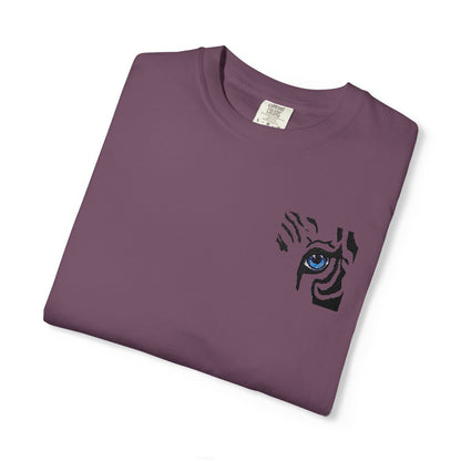 T-Shirt — Minimal Tiger Eye Chest Print