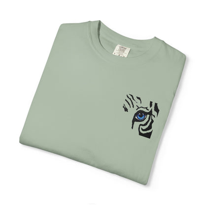 T-Shirt — Minimal Tiger Eye Chest Print