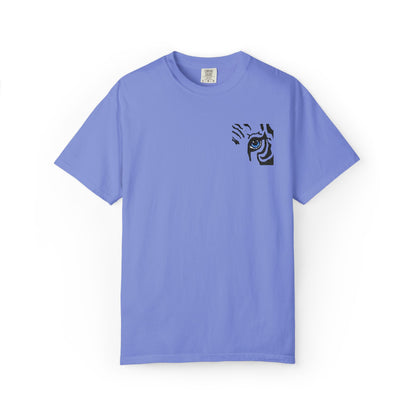 T-Shirt — Minimal Tiger Eye Chest Print