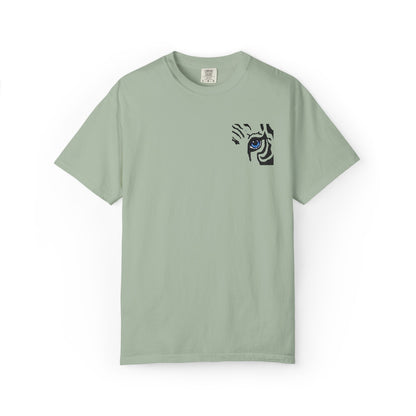 T-Shirt — Minimal Tiger Eye Chest Print